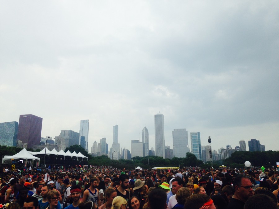 Crowd gathers at the Bud Light stage to watch Lorde perform on Friday, August 1