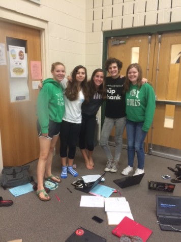 Sophomores Erin Stone, Eileen King, Izzy Dyer, Catie McCarty, and Grace Vincent: “Being a duke is being proud of your school and supportive of others. Also, just, like, joining as many activities as you can!” 