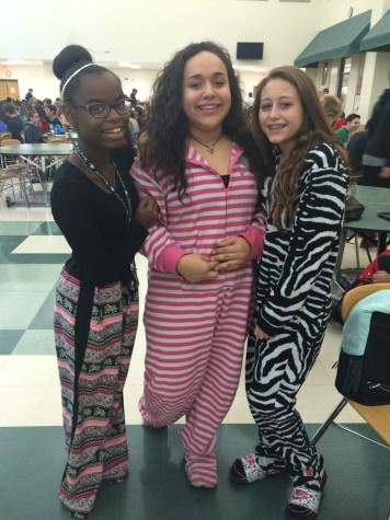 (from left to right) Olivia Williams, Vianca Vanquez, and Silvana Toritto posing in their pj's