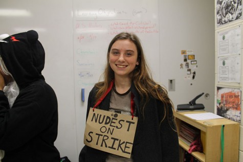 “Makalah Fryrear, junior, protested as a nudist on strike”