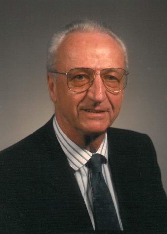 O. Robert Nottelmann – Class of 1943 (1925-2003)
