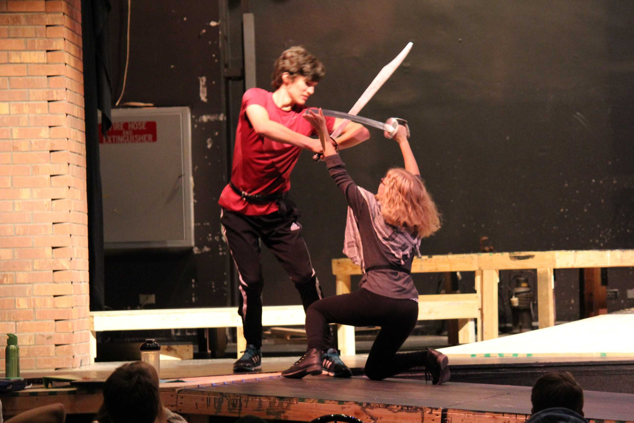 sword fighting romeo and juliet
