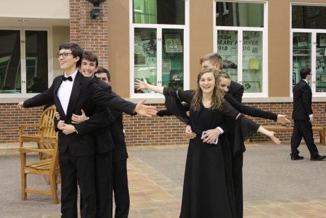 Symphonic band members recreate the iconic scene from the Titanic. 