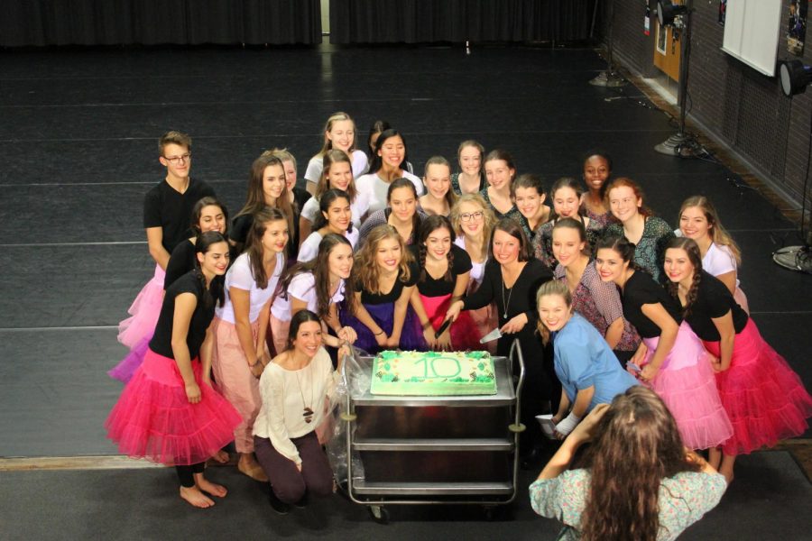 Dancers celebrate 10 years of the dance program with cake. Nov. 8, 2017