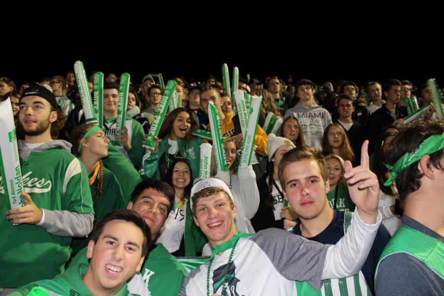 The senior section start an uproar of excitement during the first quarter. 