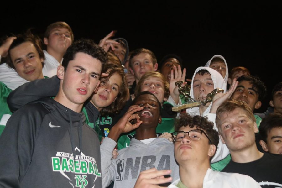 Sophomores show their Duke spirit with an icy Y chain at the home football game last Friday night.