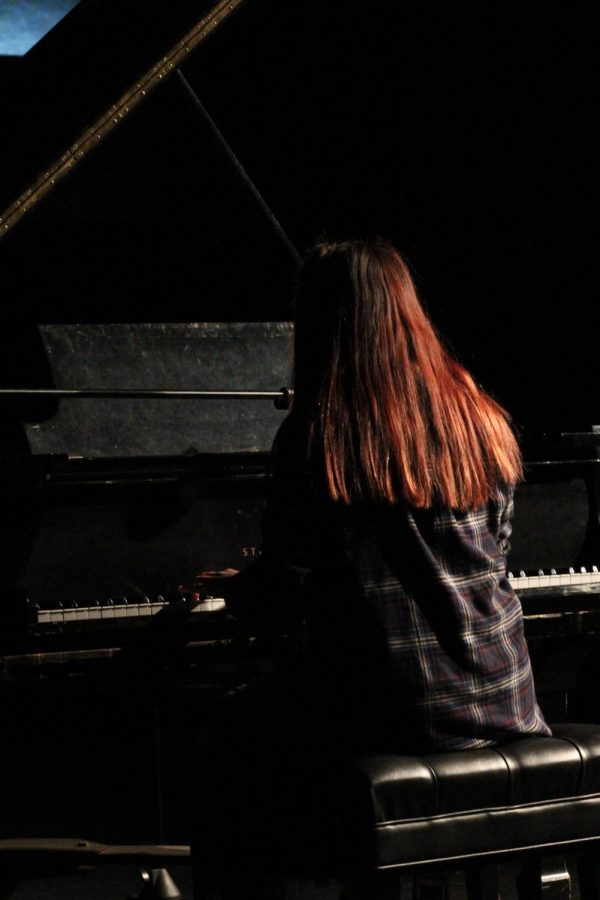 During York Live C, junior Jocelyn Hodge performs her original song Glass Emotions.