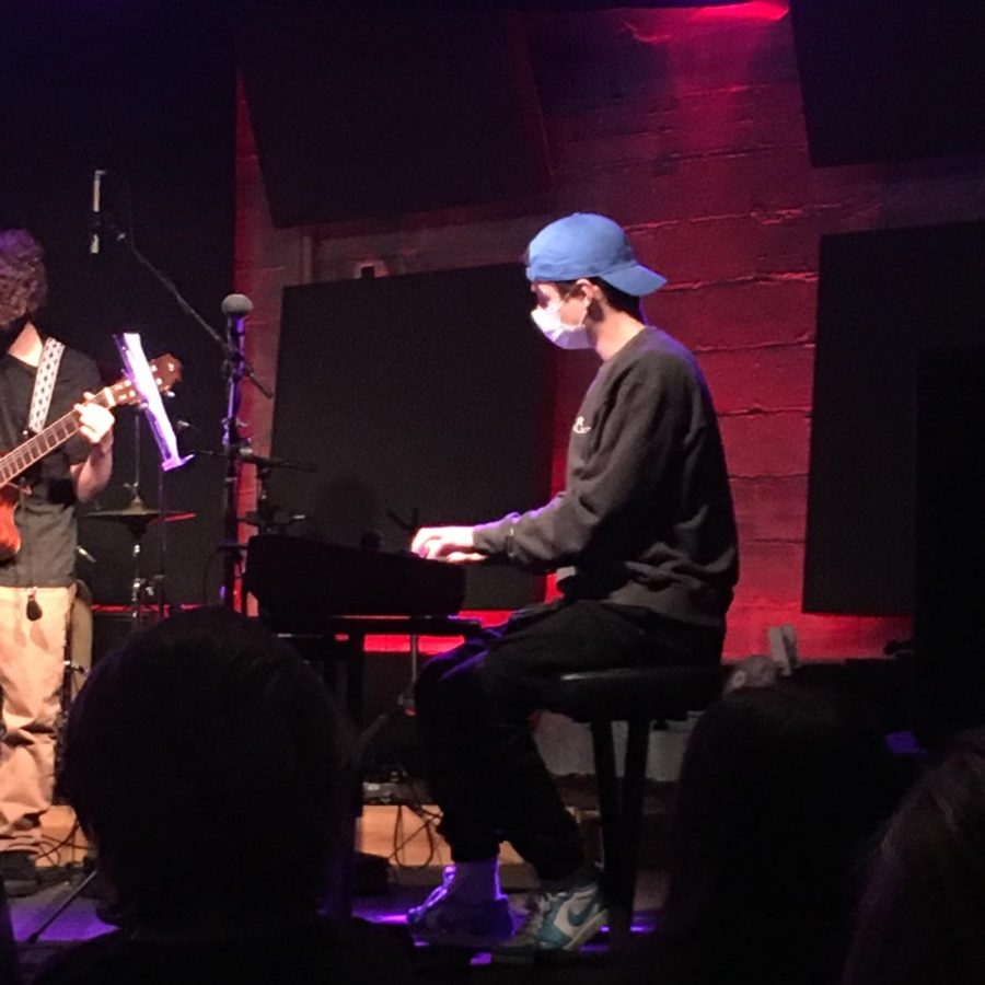 Leo Macariola playing piano alongside musical group the Kitchen at the Jam Lab performance on November 6. 