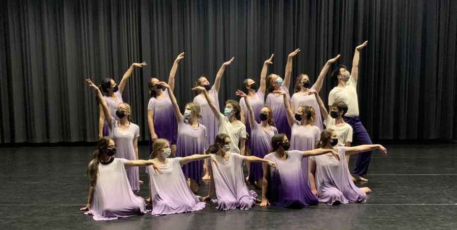 Members of York Dance prepare for their upcoming show. (Eden George)
